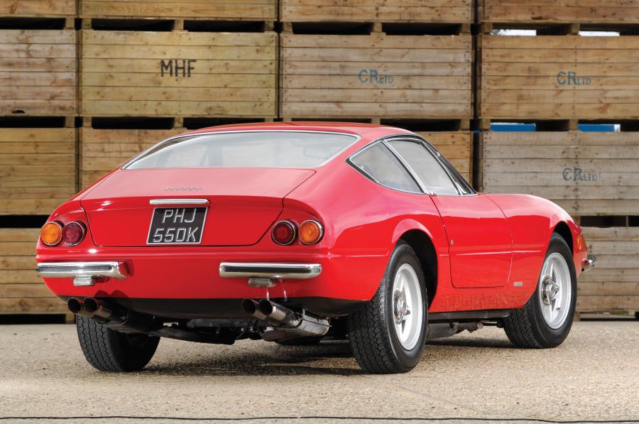  Ferrari 365 GTB/4 Daytona 1971 года  (фото 20 из 52)